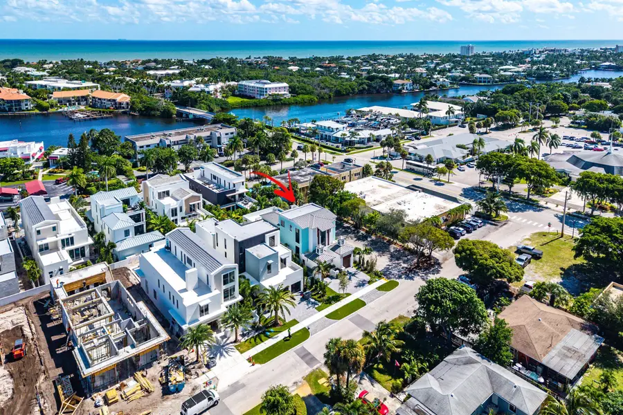 807 NE 9th Avenue, Delray Beach, FL 33483 - #3