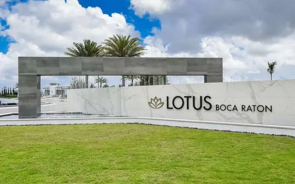 8227 Oceanus Drive, Boca Raton, FL 33496