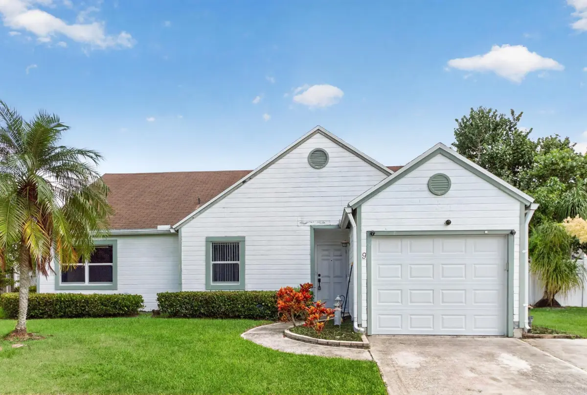 9 Cedar Circle, Boynton Beach, FL 33436 - #1