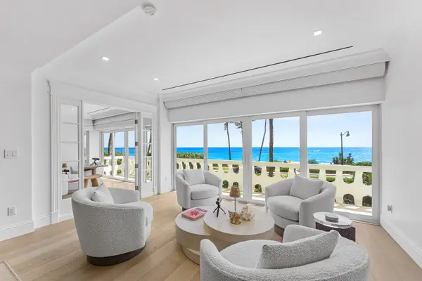 300 S Ocean Boulevard #2D, Palm Beach, FL 33480