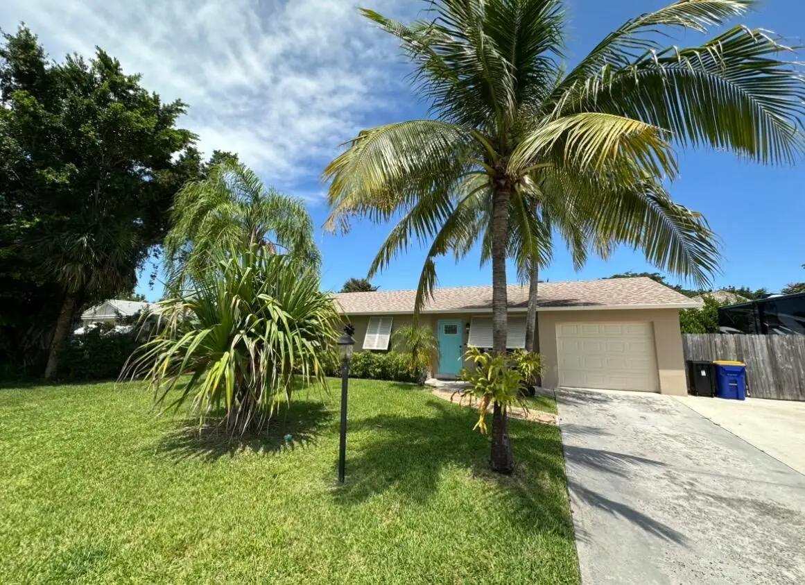 19043 SE Fearnley Drive, Tequesta, FL 33469 - #1