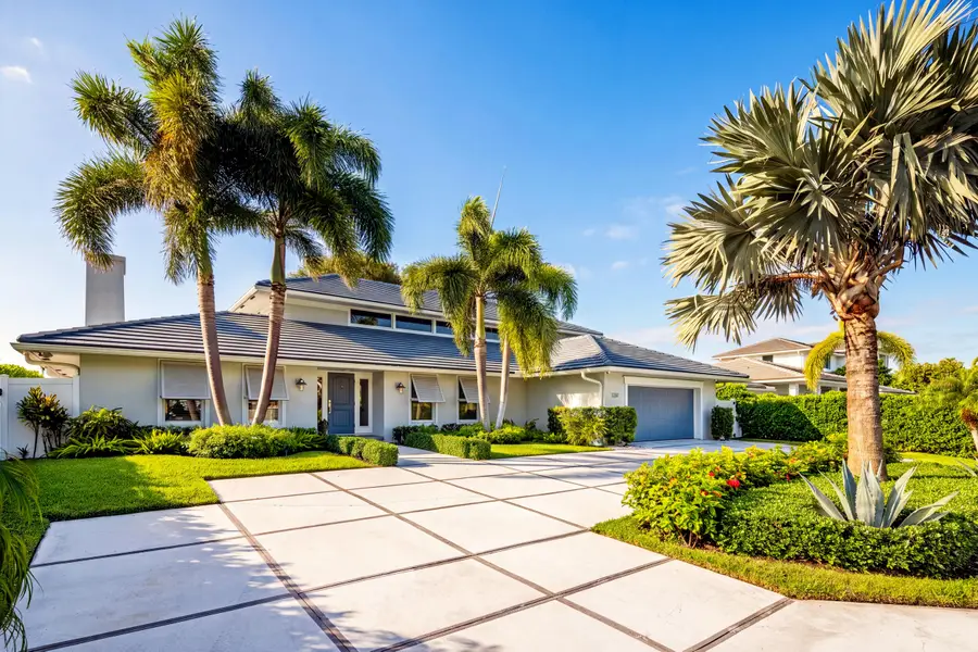 1231 Gulfstream Way, Singer Island, FL 33404 - #3