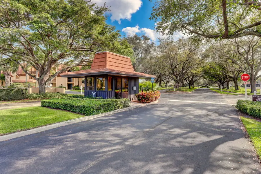 5344 Woodland Lakes Drive #225, Palm Beach Gardens, FL 33418 - #3