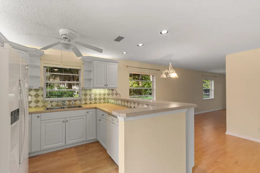 100 Spring Lake Drive #107, Vero Beach, FL 32962 - #2