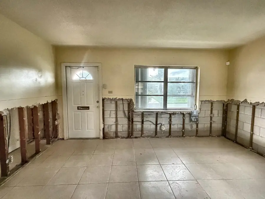 5718 NW 86th Terrace, Tamarac, FL 33321 - #3