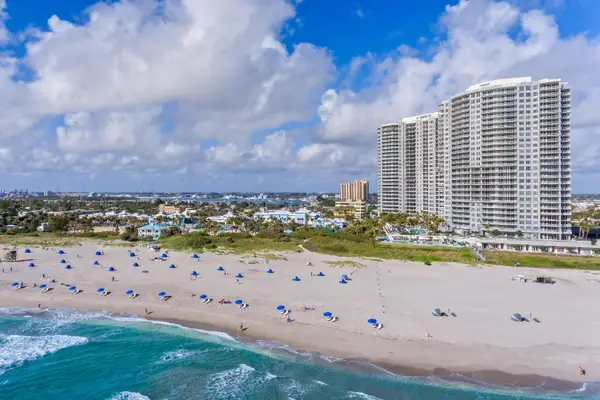 2700 N Ocean Drive #306B, Singer Island, FL 33404