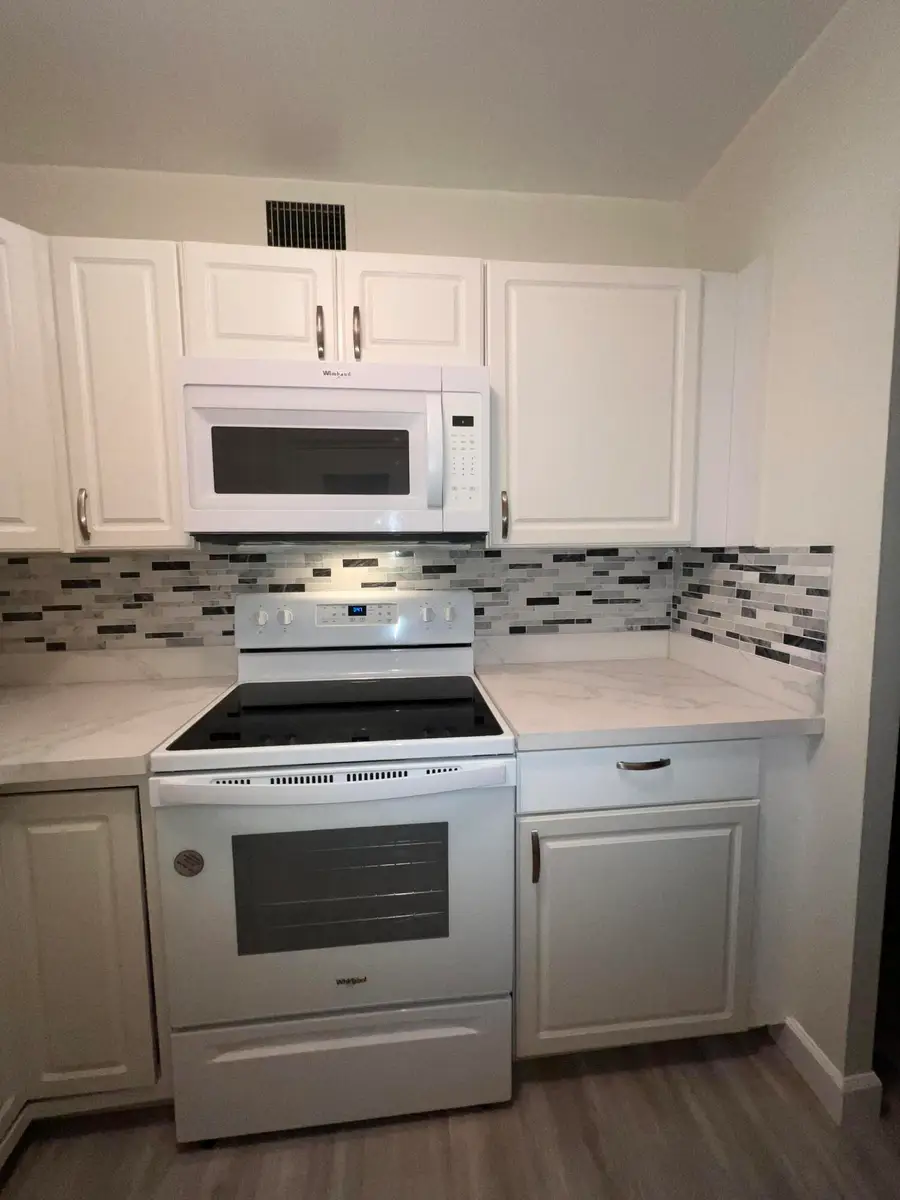 2555 NE 11th Street #508, Fort Lauderdale, FL 33304 - #2