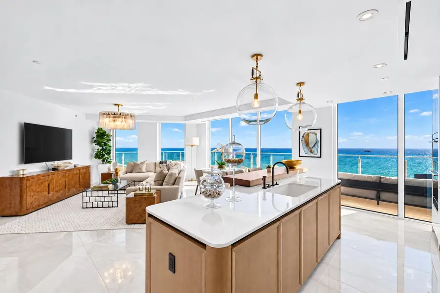 525 N Fort Lauderdale Beach Boulevard #1602, Fort Lauderdale, FL 33304 - #3
