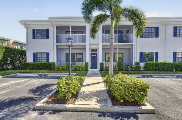 130 Cypress Club Drive #313, Pompano Beach, FL 33060