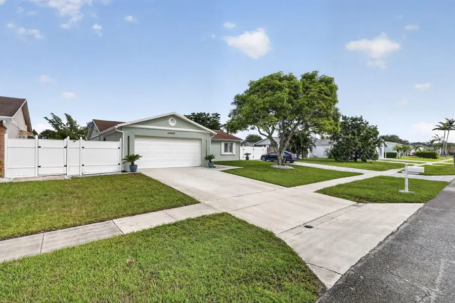 10145 Penzance Lane, Royal Palm Beach, FL 33411 - #3