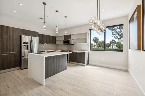 161 SE 1st Circle #161, Pompano Beach, FL 33060