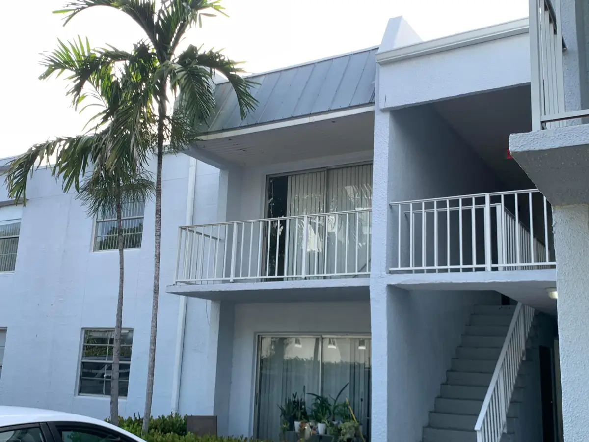 431 Executive Center Drive #206, West Palm Beach, FL 33401 - #1