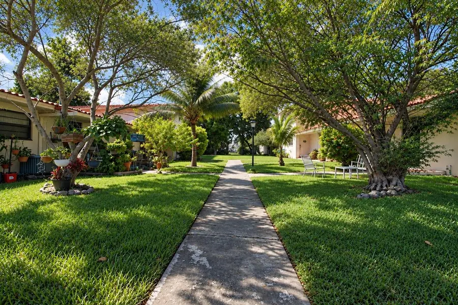 13946 NE 4th Ave C B Avenue #CB, Miami, FL 33161 - #2
