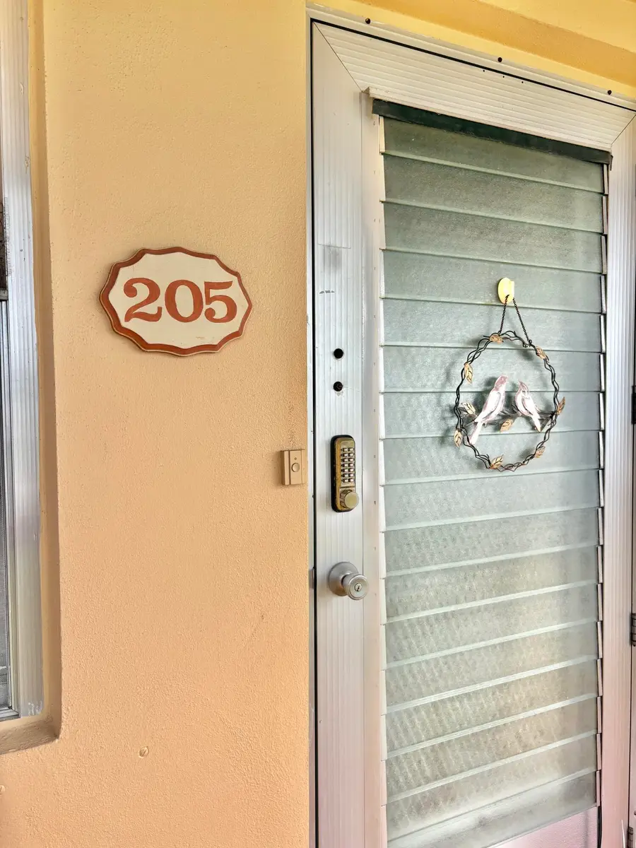 205 Salisbury I, West Palm Beach, FL 33417 - #2