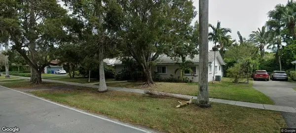 13051 SW 72nd Avenue, Pinecrest, FL 33156