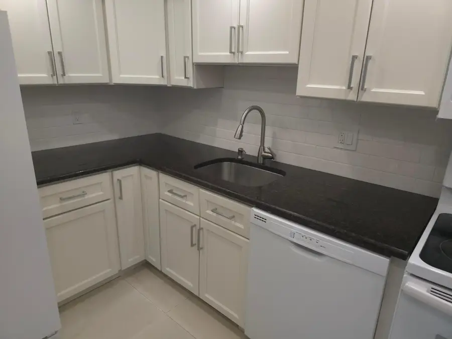 413 Greenbrier A, West Palm Beach, FL 33417 - #3
