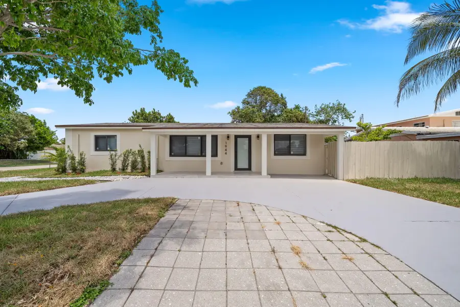 1944 NE 2nd Avenue, Pompano Beach, FL 33060 - #2