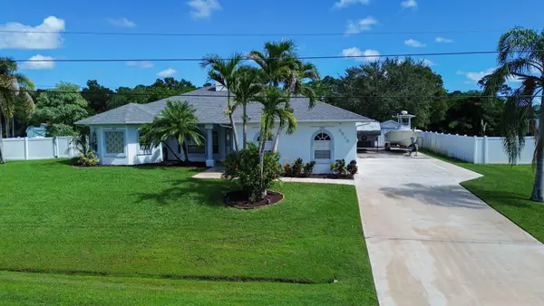 3515 SW Macon Road, Port St Lucie, FL 34953
