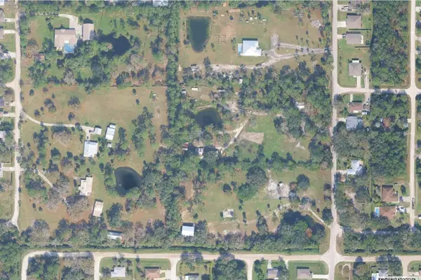 8975 104th Avenue, Vero Beach, FL 32967