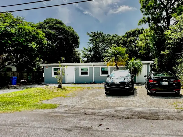 1279 NE 40th Place, Oakland Park, FL 33334