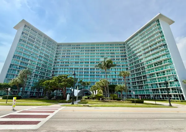 333 NE 21st Avenue #418, Deerfield Beach, FL 33441