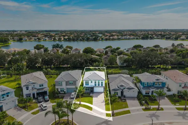 138 Parkside Way, Royal Palm Beach, FL 33414