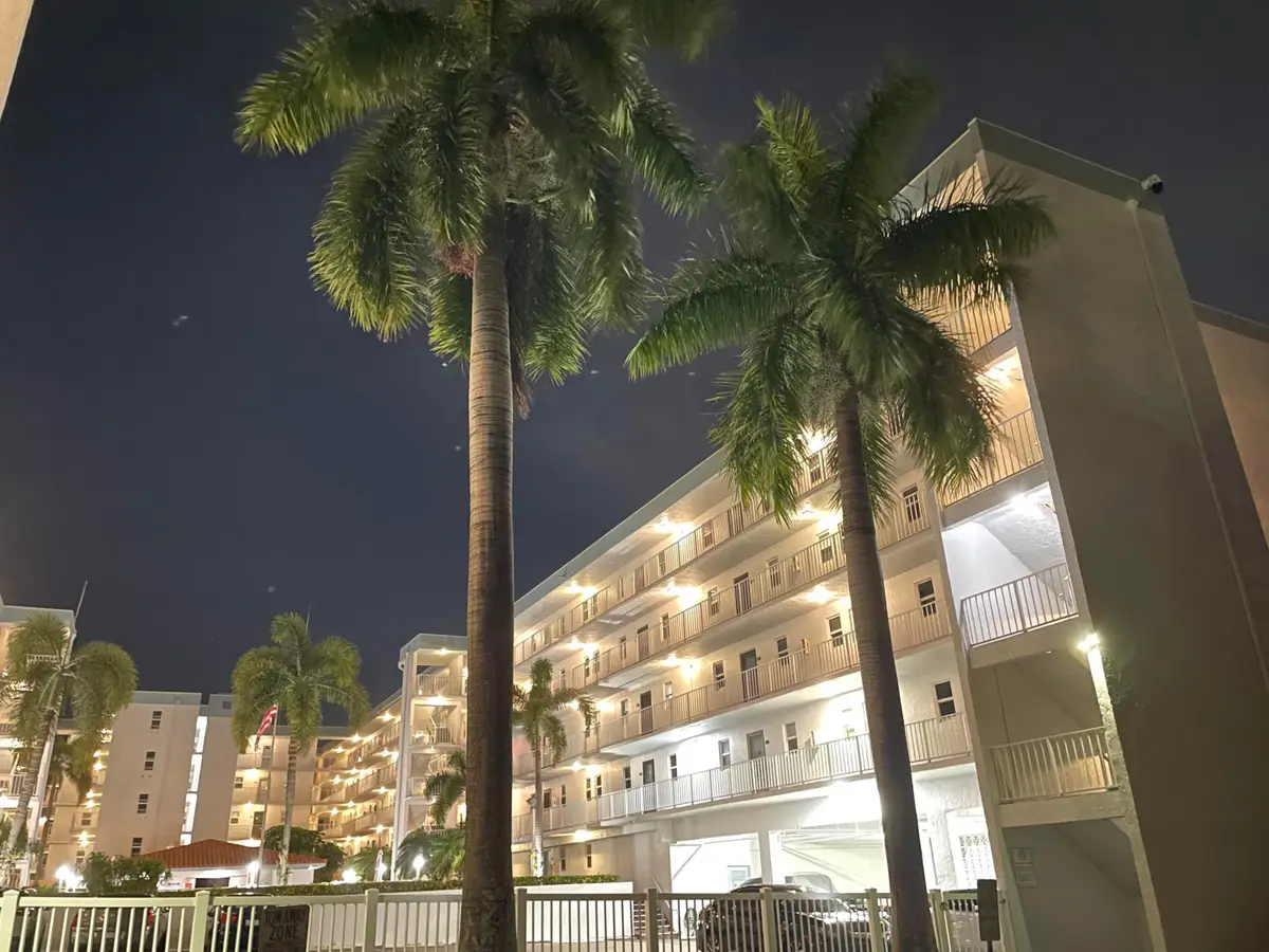 4629 Poinciana Street #522, Lauderdale By The Sea, FL 33308 - #1