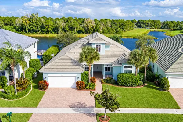 213 Magnolia Lakes Boulevard, Port St Lucie, FL 34986