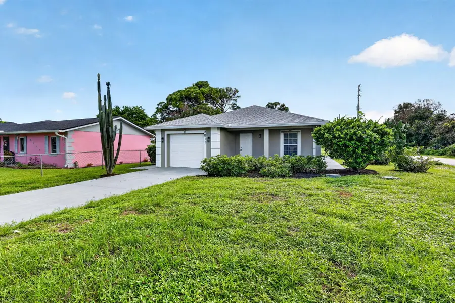 2011 San Diego Avenue, Fort Pierce, FL 34946 - #2