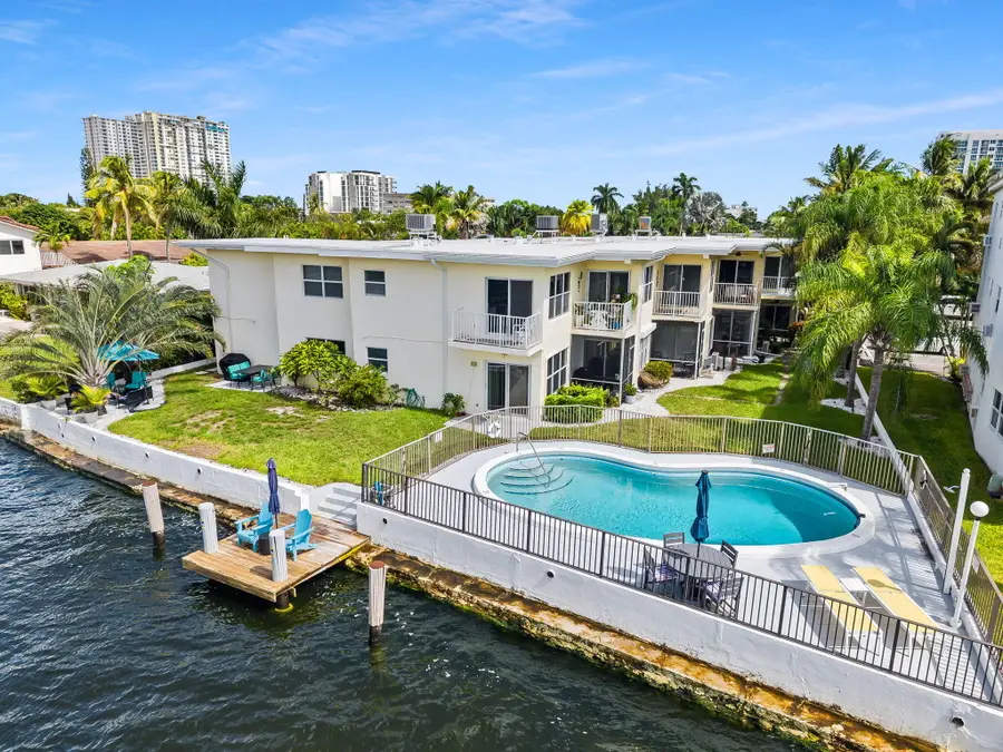 615 S Riverside Drive #7, Pompano Beach, FL 33062 - #2
