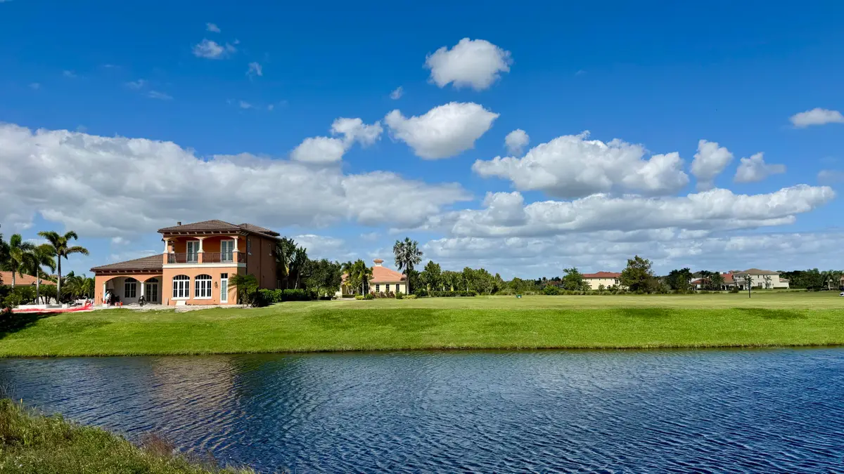 114 SE Via San Marino, Port Saint Lucie, FL 34984 - #1