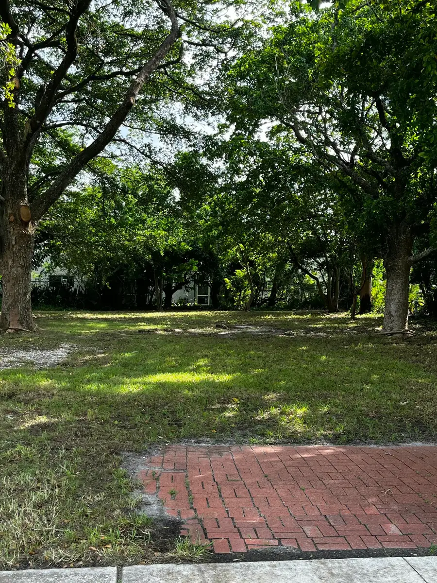 118 W Ocean Avenue, Boynton Beach, FL 33435 - #2