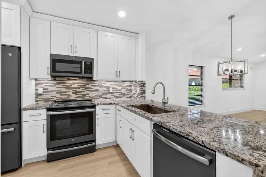 6235 Kings Gate Circle, Delray Beach, FL 33484 - #2