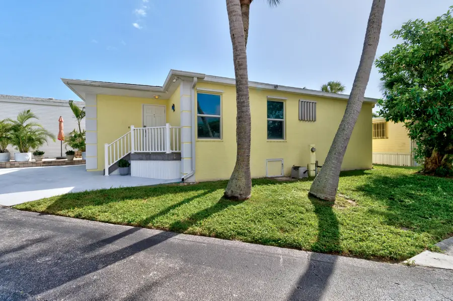 877 Osprey Lane, Hutchinson Island, FL 34949 - #3
