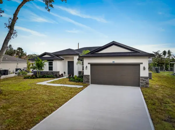 627 Russ Road, Fort Pierce, FL 34982