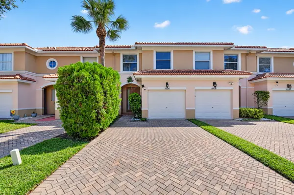 1006 Seminole Palms Drive, Greenacres, FL 33463