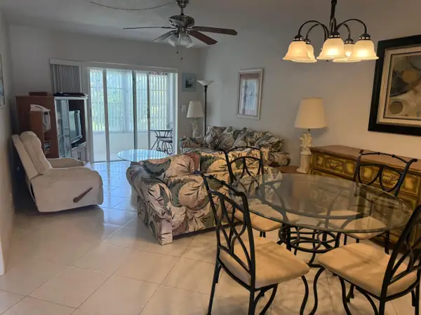 2800 NW 47th Terrace #304B, Lauderdale Lakes, FL 33313