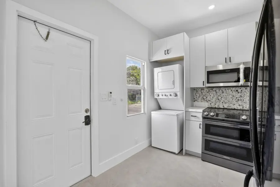 621 NW 3rd Avenue, Pompano Beach, FL 33060 - #3