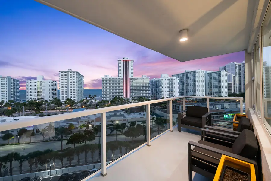 3300 NE 36th Street #1015, Fort Lauderdale, FL 33308 - #2