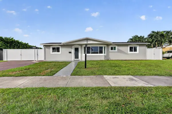 8555 NW 175th Street, Hialeah, FL 33015