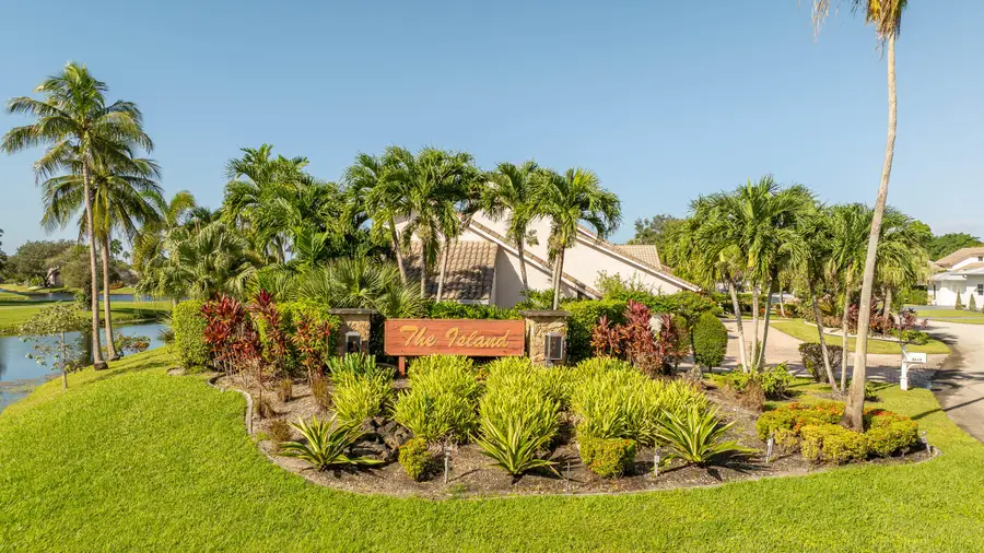 8610 Banyan Way, Tamarac, FL 33321 - #3