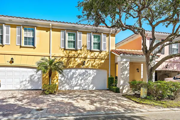 79 Tall Oaks Circle, Tequesta, FL 33469