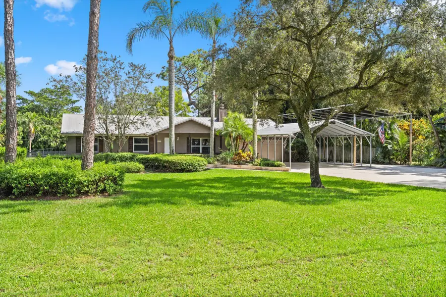 4692 122nd Drive N, The Acreage, FL 33411 - #3