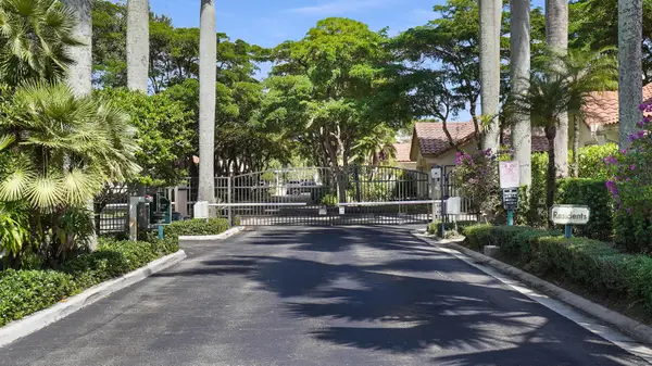 5222 Majorca Club Drive, Boca Raton, FL 33486