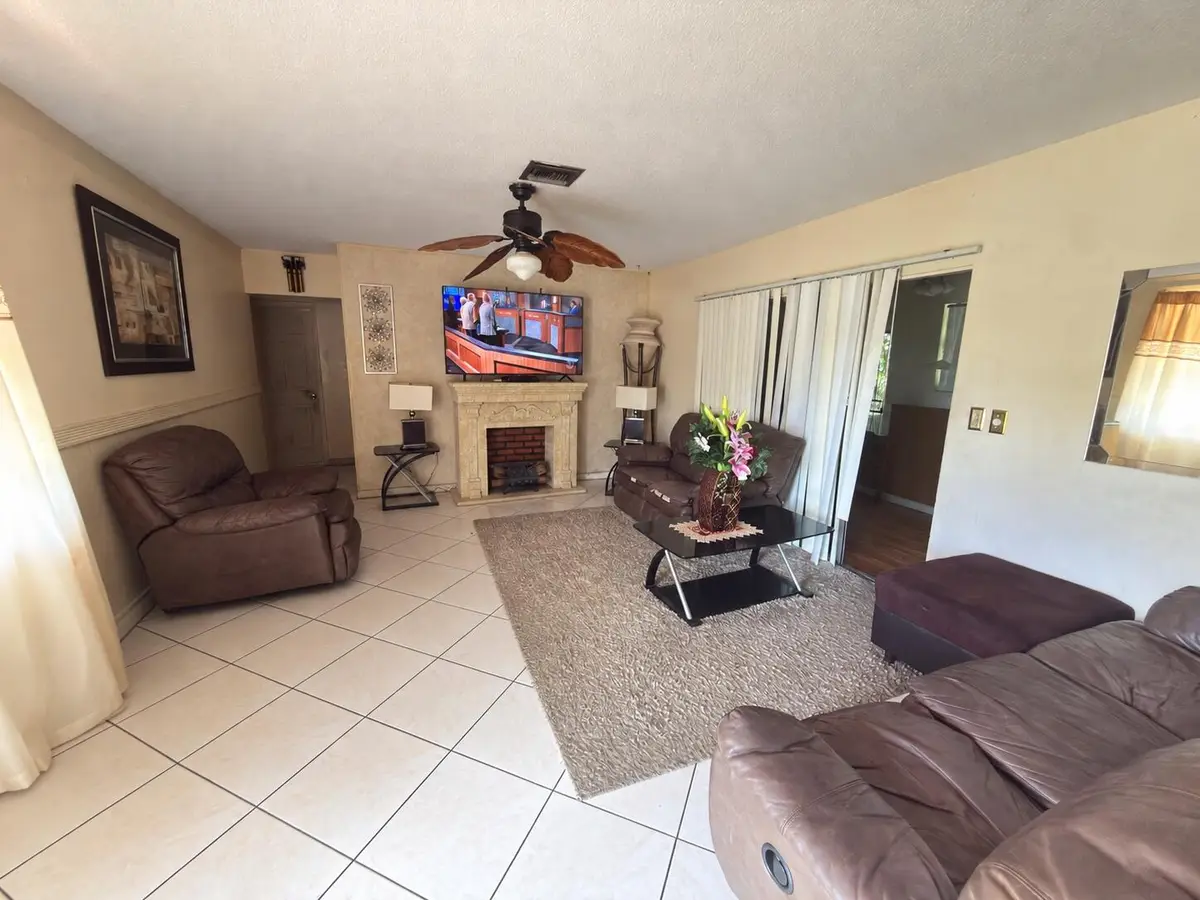 1600 NW 47th Avenue, Lauderhill, FL 33313 - #1