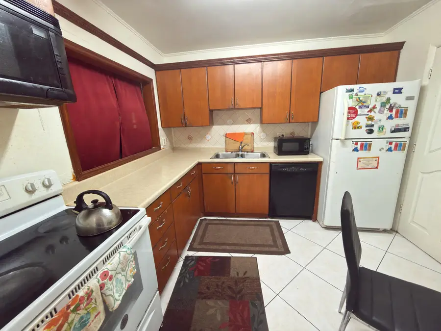 1600 NW 47th Avenue, Lauderhill, FL 33313 - #2