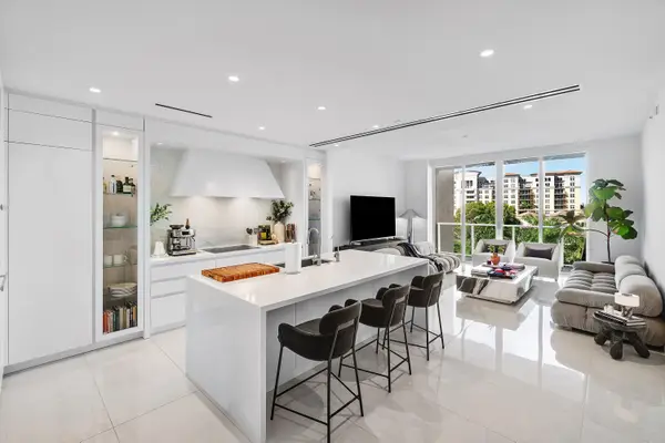 200 SE Mizner Boulevard #510, Boca Raton, FL 33432
