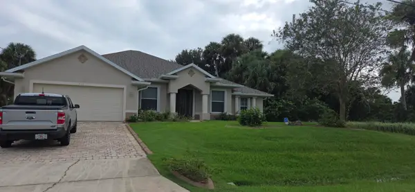266 La Gore Street Sw, Palm Bay, FL 32908
