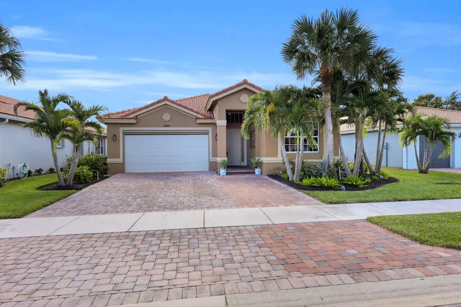 2165 Newport Isles Boulevard, Port Saint Lucie, FL 34953 - #2