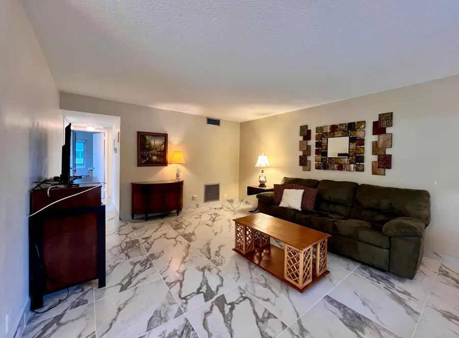 14 Bedford A #14, West Palm Beach, FL 33417 - #2